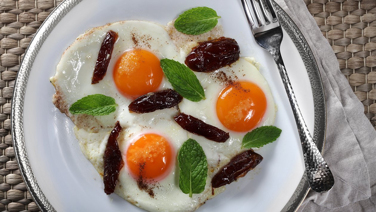 تلے ہوئے انڈے اور کھجور – ریسپی