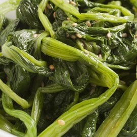 پالک کی سلاد پالک کی سلاد