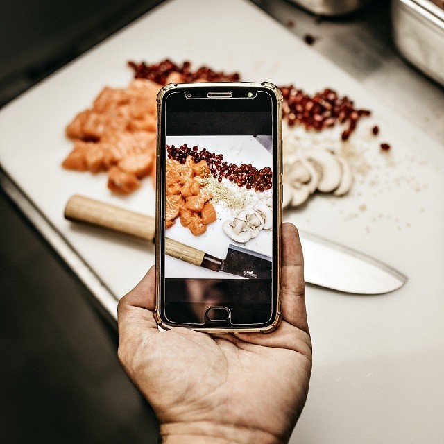 Social Media for Foodservice Social Media for Foodservice